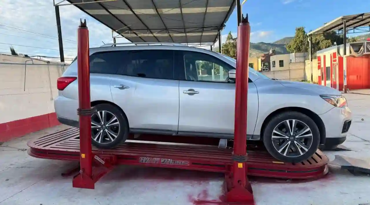Banco de enderezado para reparación de carrocería automotriz